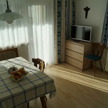 Schoellhorn Judith Apartment